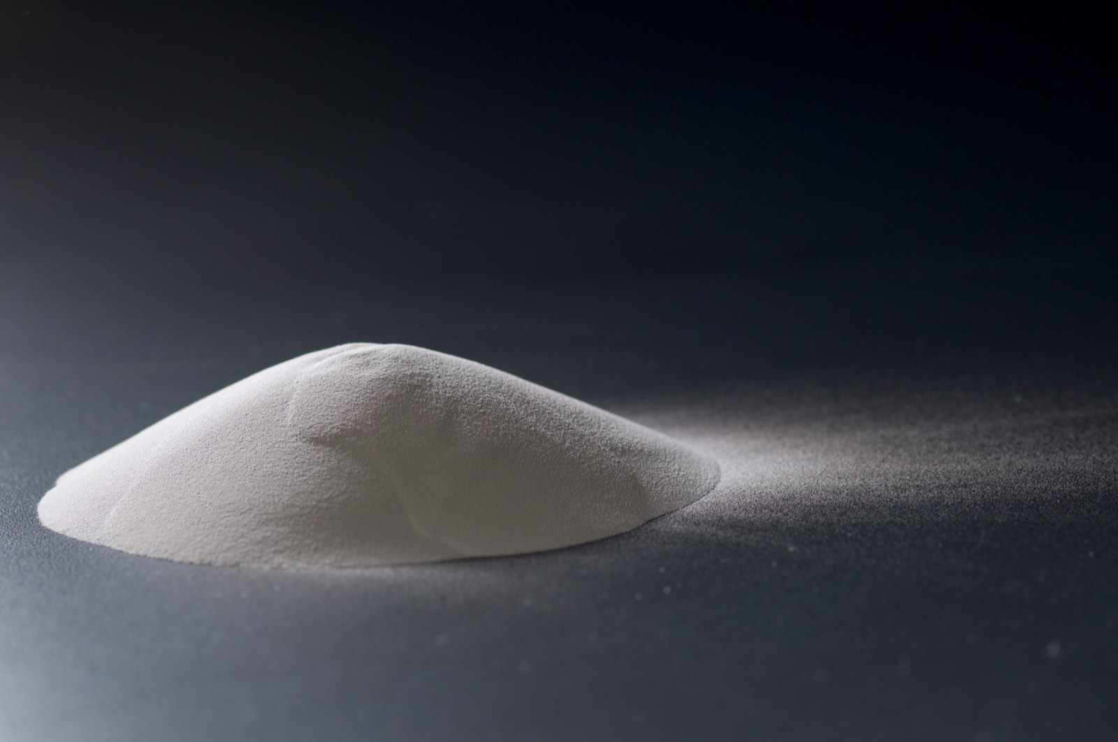 Calcium stearate
