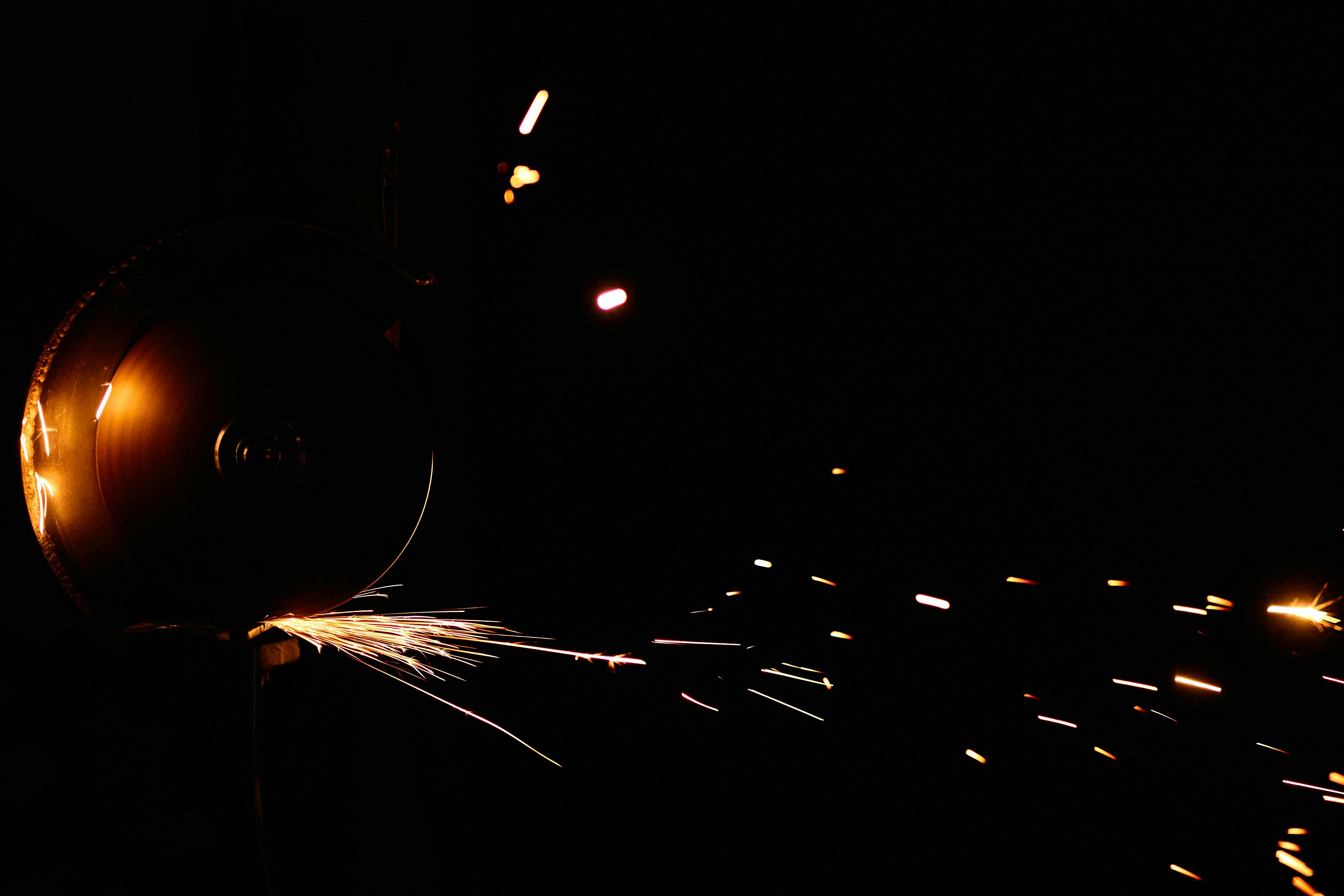 Precision grinding wheel in operation